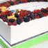 Корпоративный торт с сезонными ягодами